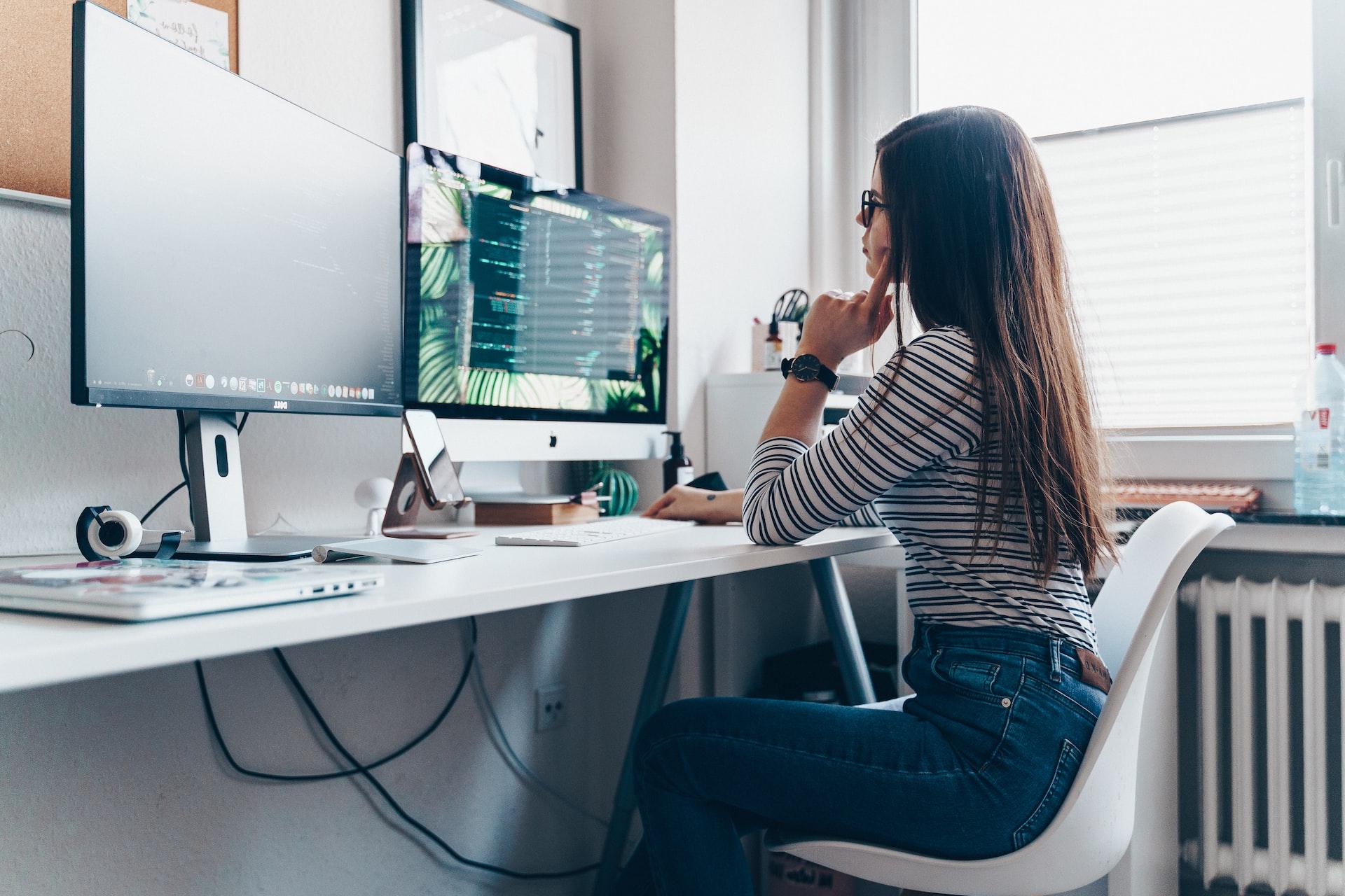 Women looking at monitor